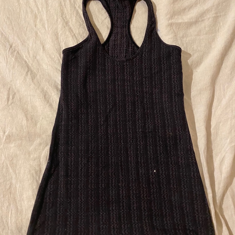 Lulu lemon top